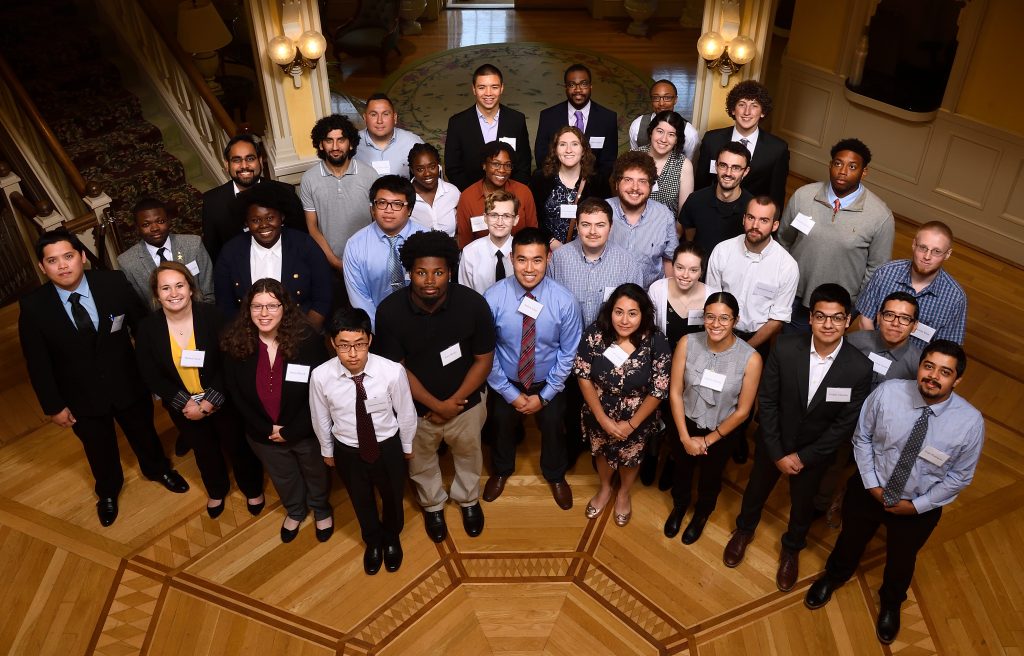 Student group photo at 2019 MDSGC research symposium